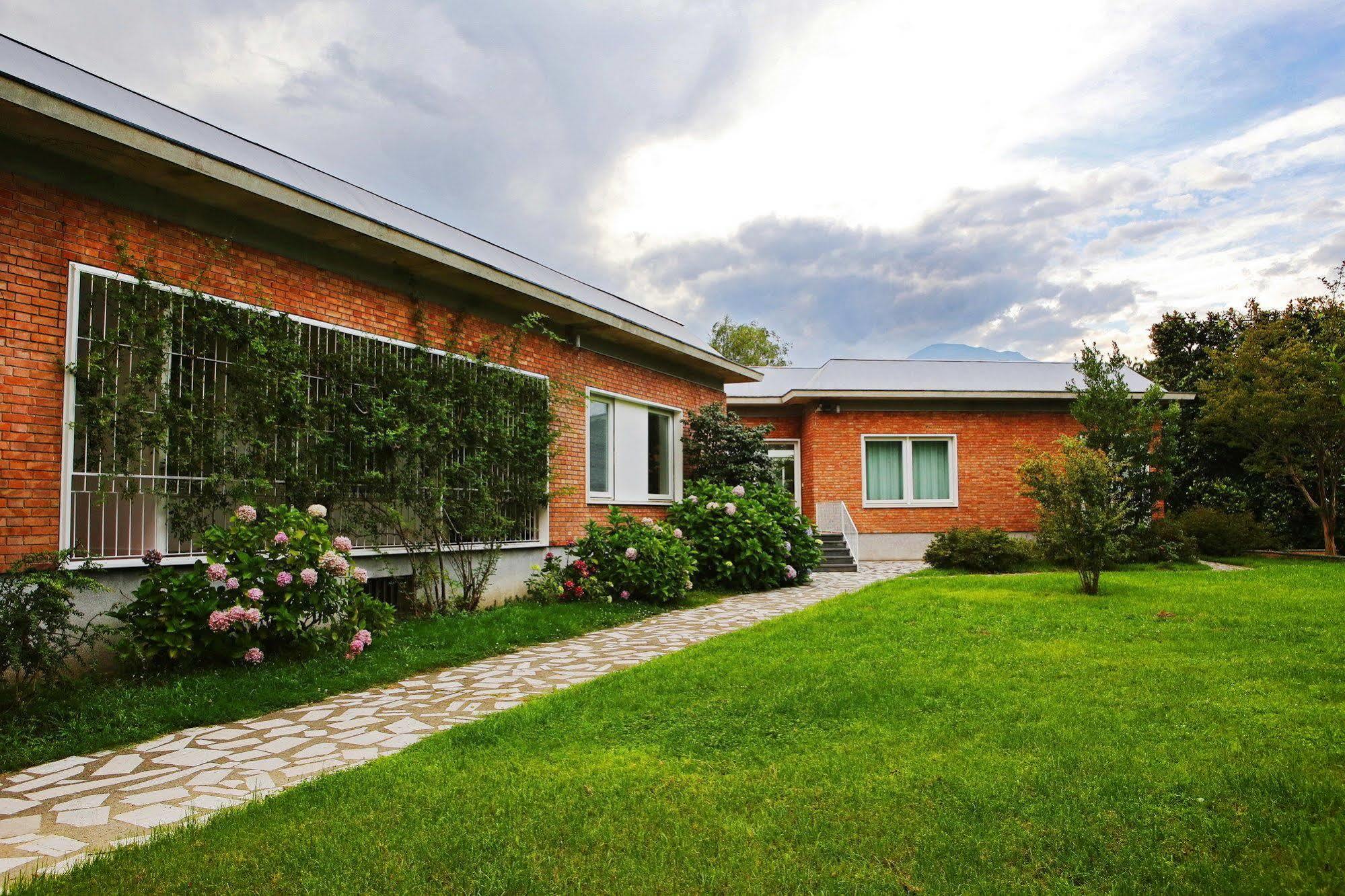 Villa Silvia Olivetti Banchette D'Ivrea Exterior photo