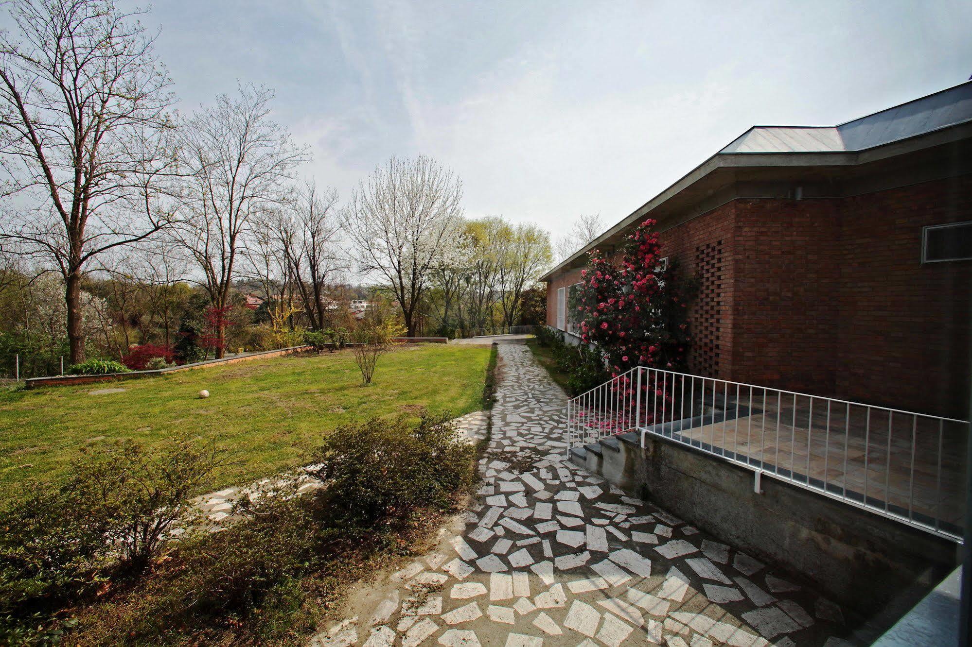 Villa Silvia Olivetti Banchette D'Ivrea Exterior photo